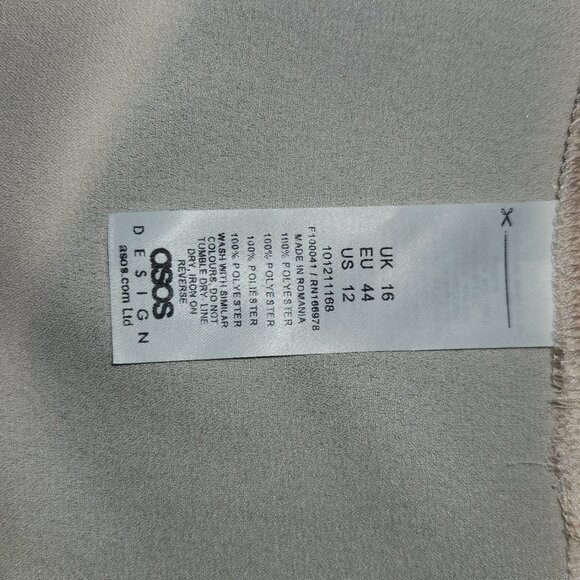 ASOS DESIGN Women’s Blouse Size  US 12 Beige Cream Top, Short Dolman Sleeve - Picture 3 of 4